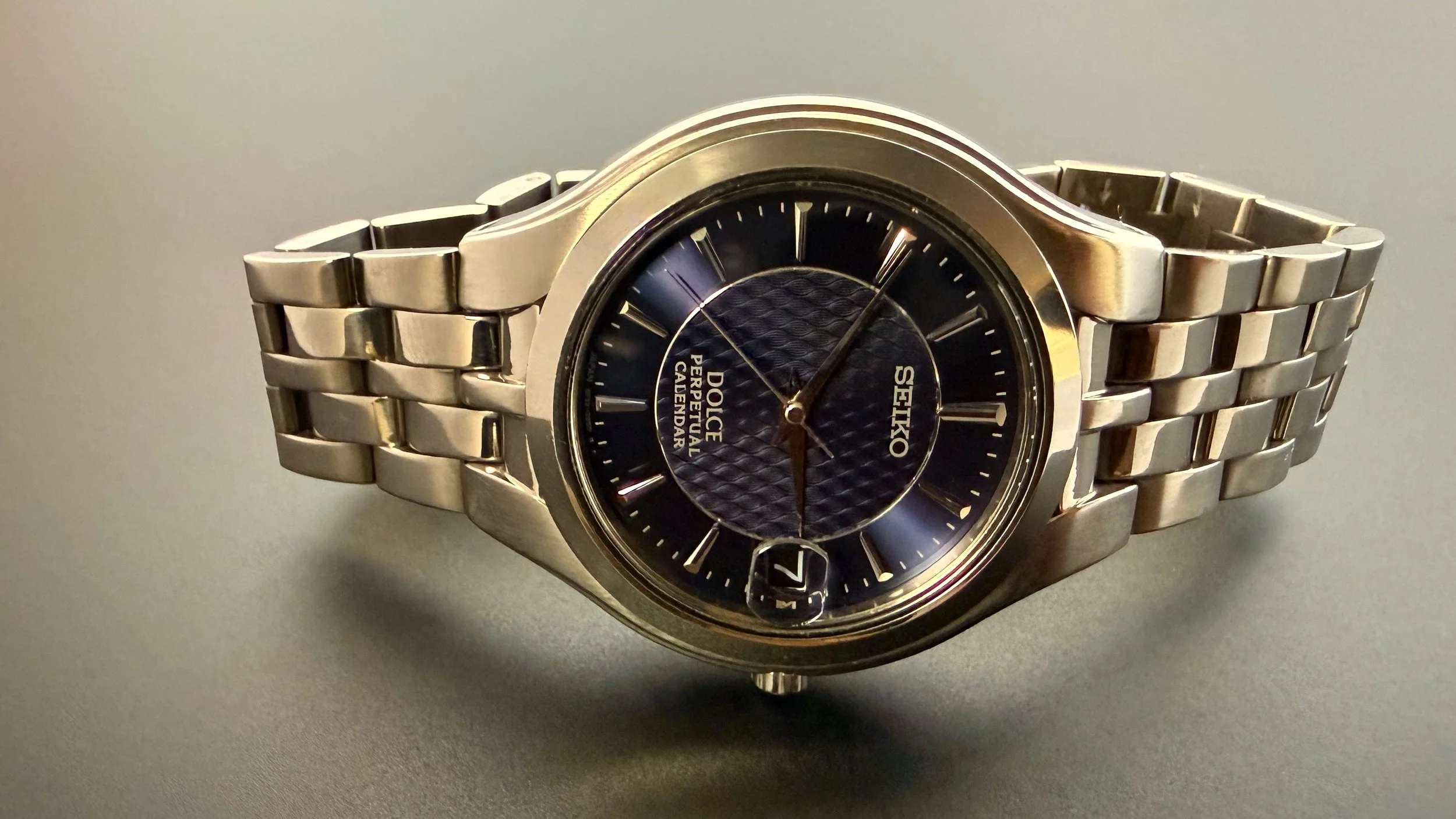 Seiko Dolce 8F32-0260 SACN009 Blue Tatami — VintageSeikos.NL